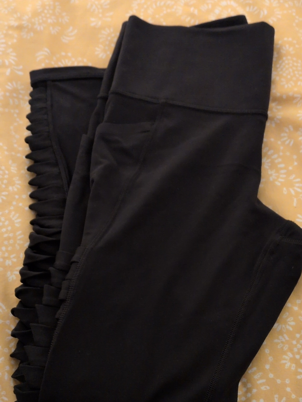 Athleta Salutation 7/8 Tight In Powervita - Women's (Size S) Black Leggings